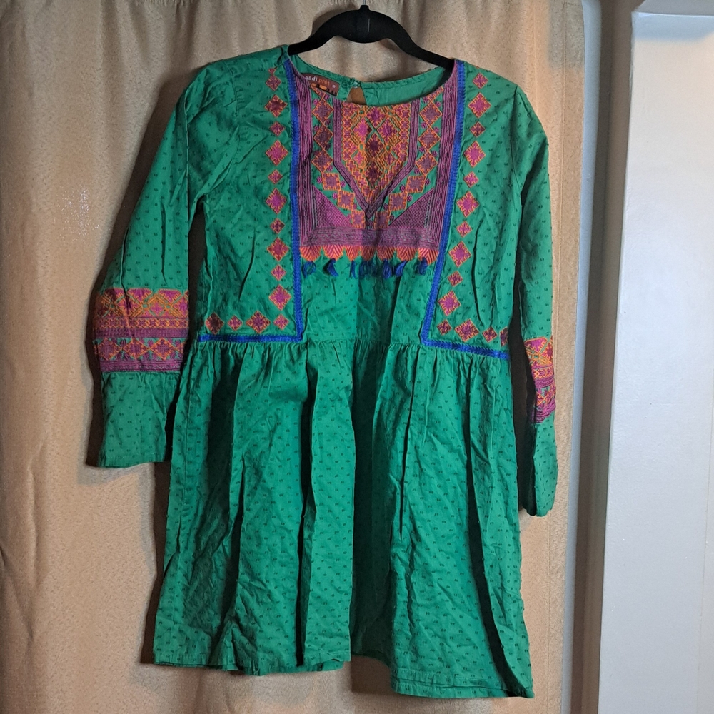 Charming Green Kids Dress with Embroidery